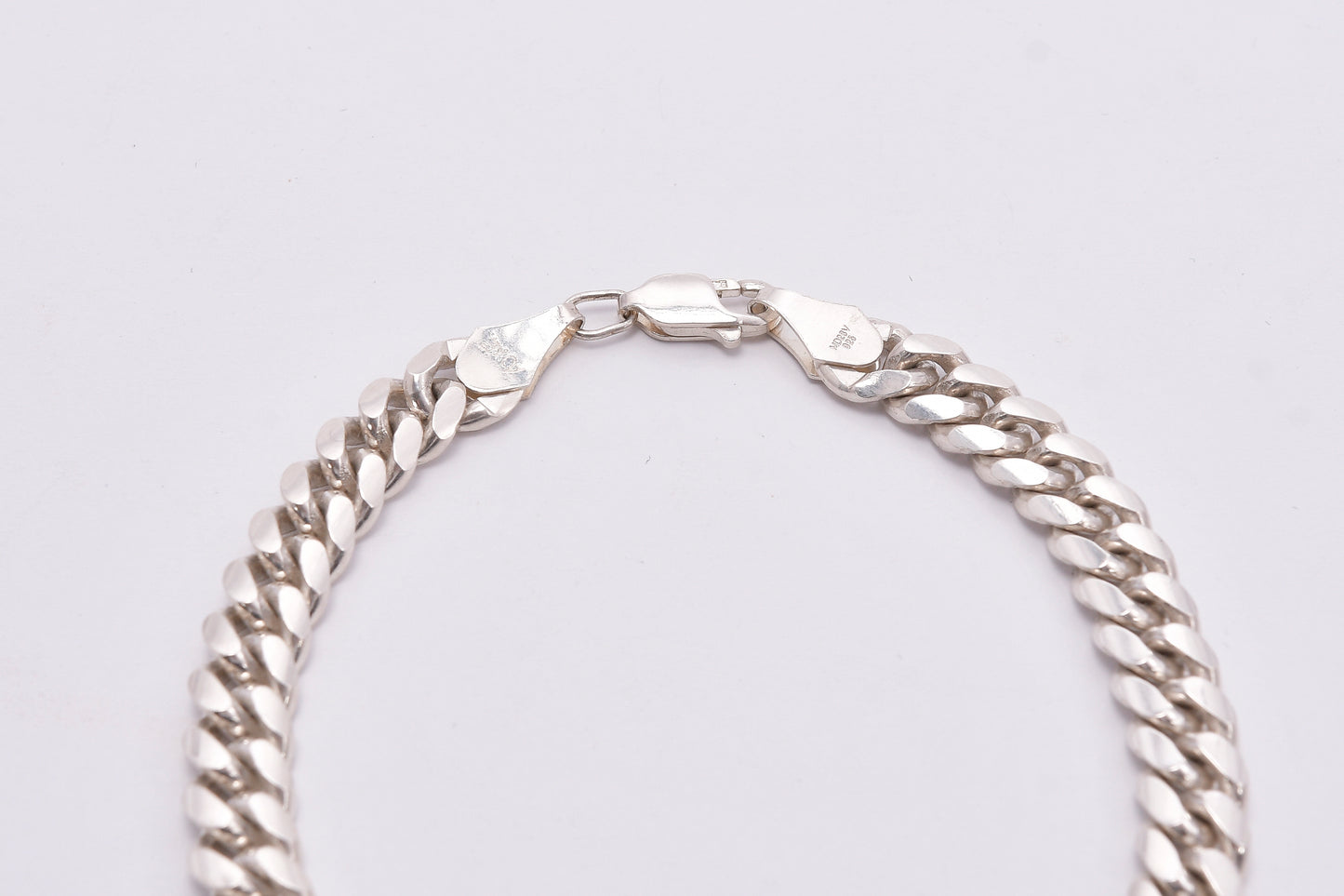 Closed Link Man Bracelet